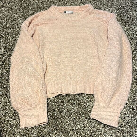 Pink Sweater  - Picture 1 of 4